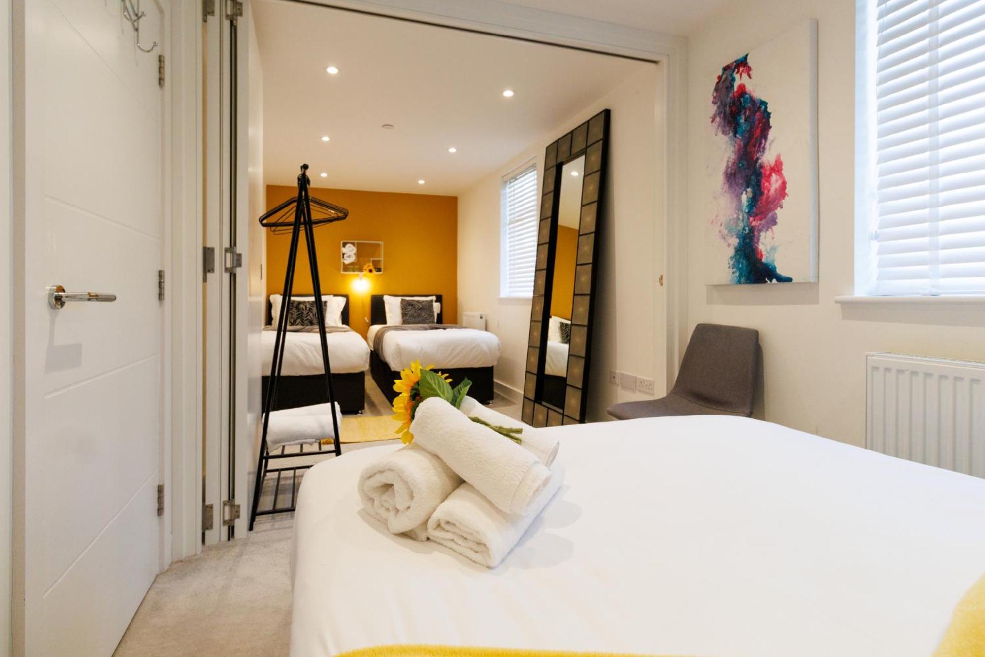 City Centre, Sleeps 7, Stunning Views & Parking, Interconnected Rooms Long Stay Work Contractor Leisure, Diamond Penthouse CBG Extérieur photo