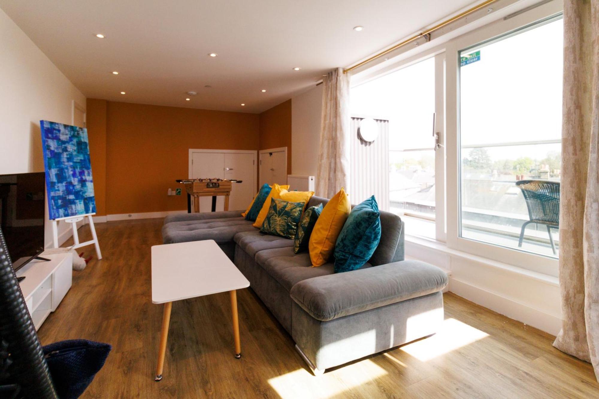 City Centre, Sleeps 7, Stunning Views & Parking, Interconnected Rooms Long Stay Work Contractor Leisure, Diamond Penthouse CBG Extérieur photo